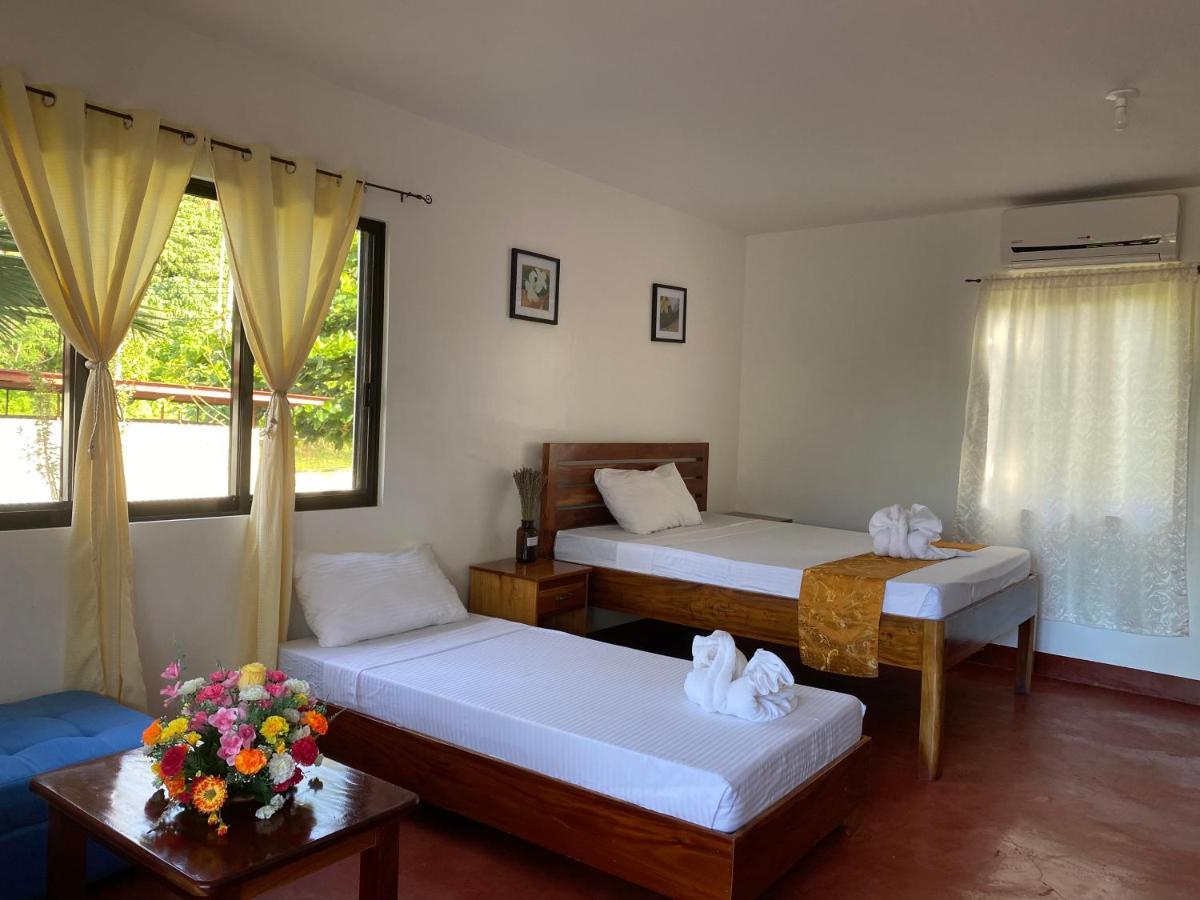 ทองกาต็อก คลิฟ รีสอร์ต Hotel มัมบาเฮา ภายนอก รูปภาพ