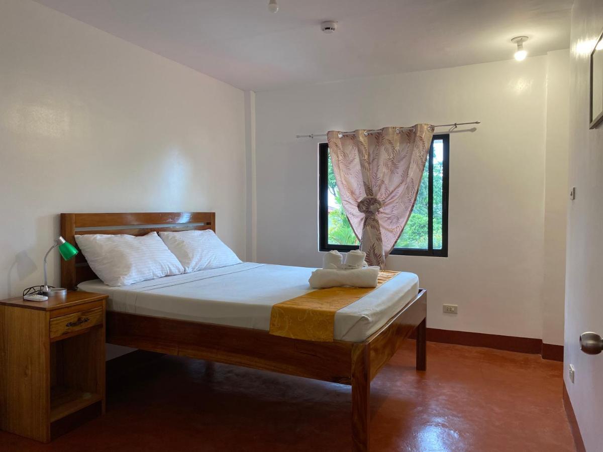 ทองกาต็อก คลิฟ รีสอร์ต Hotel มัมบาเฮา ภายนอก รูปภาพ