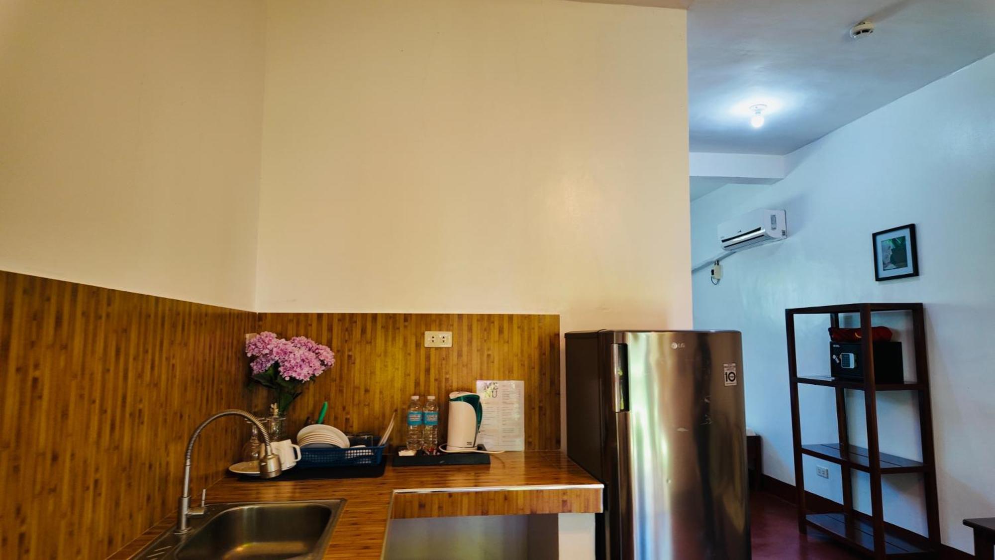 ทองกาต็อก คลิฟ รีสอร์ต Hotel มัมบาเฮา ภายนอก รูปภาพ