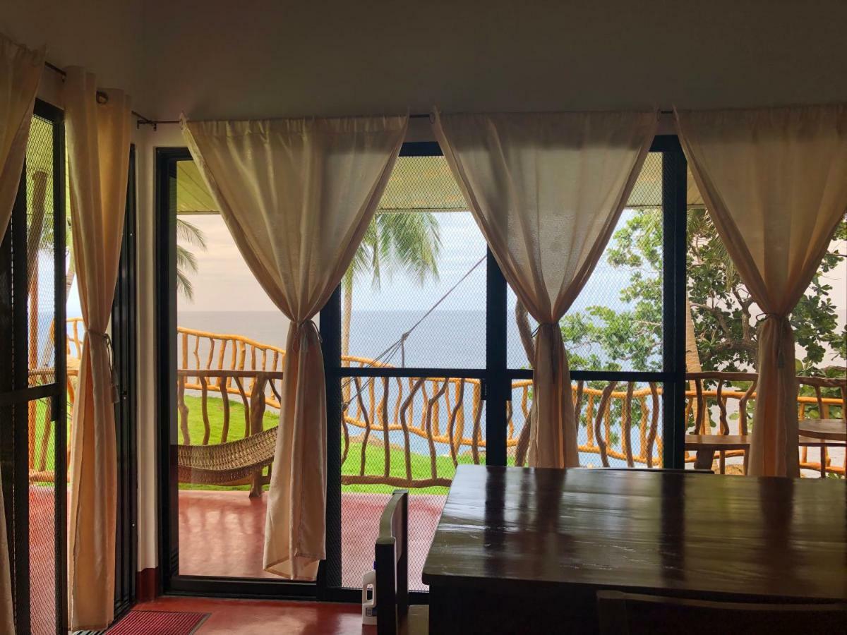 ทองกาต็อก คลิฟ รีสอร์ต Hotel มัมบาเฮา ภายนอก รูปภาพ